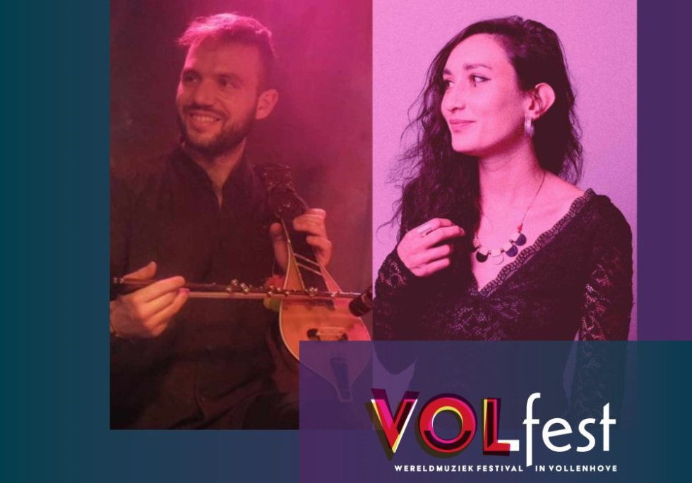 Foto van Vanessa en Thodoris met het logo van VOLfest: Wereldmuziekfestival in Vollenhove