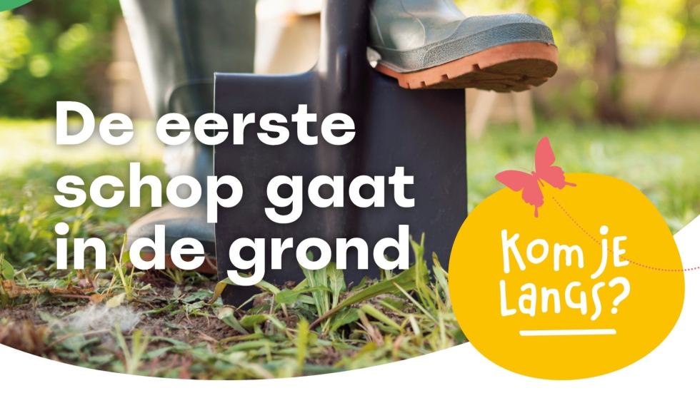 Flyer van Gezonde Buurten met een foto van iemand die een schep in de grond steekt en de tekst: De eerste schop gaat in de grond. Kom je langs?